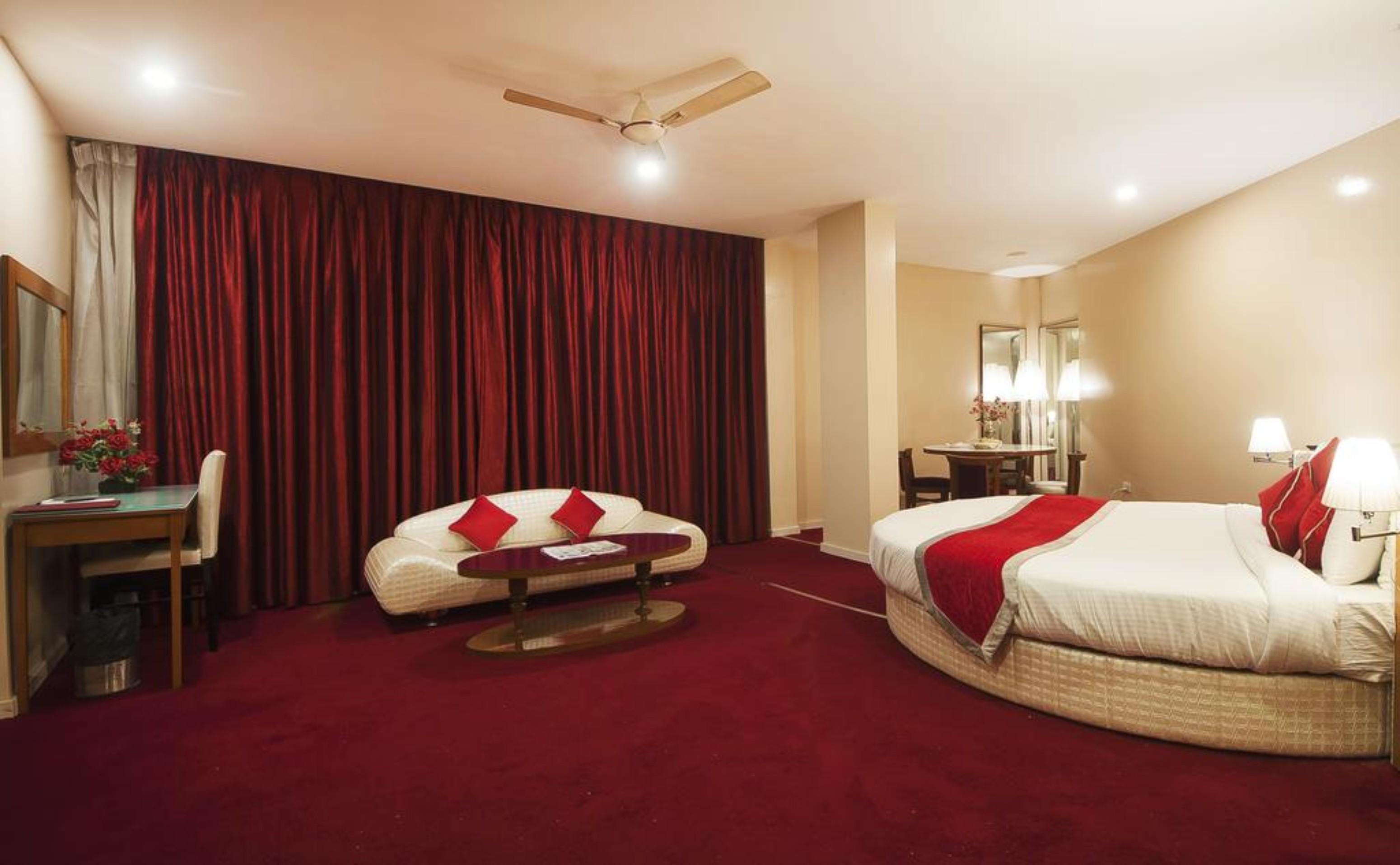 Airport Hotel Ramhan Palace Mahipalpur Нью-Делі Екстер'єр фото