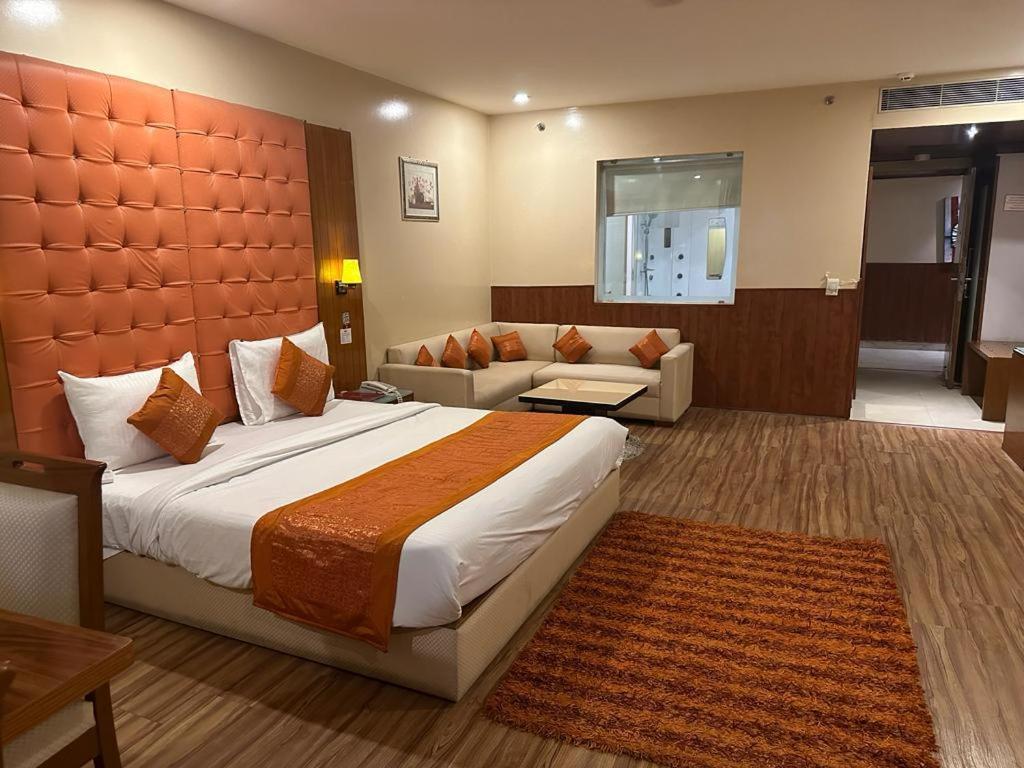 Airport Hotel Ramhan Palace Mahipalpur Нью-Делі Екстер'єр фото