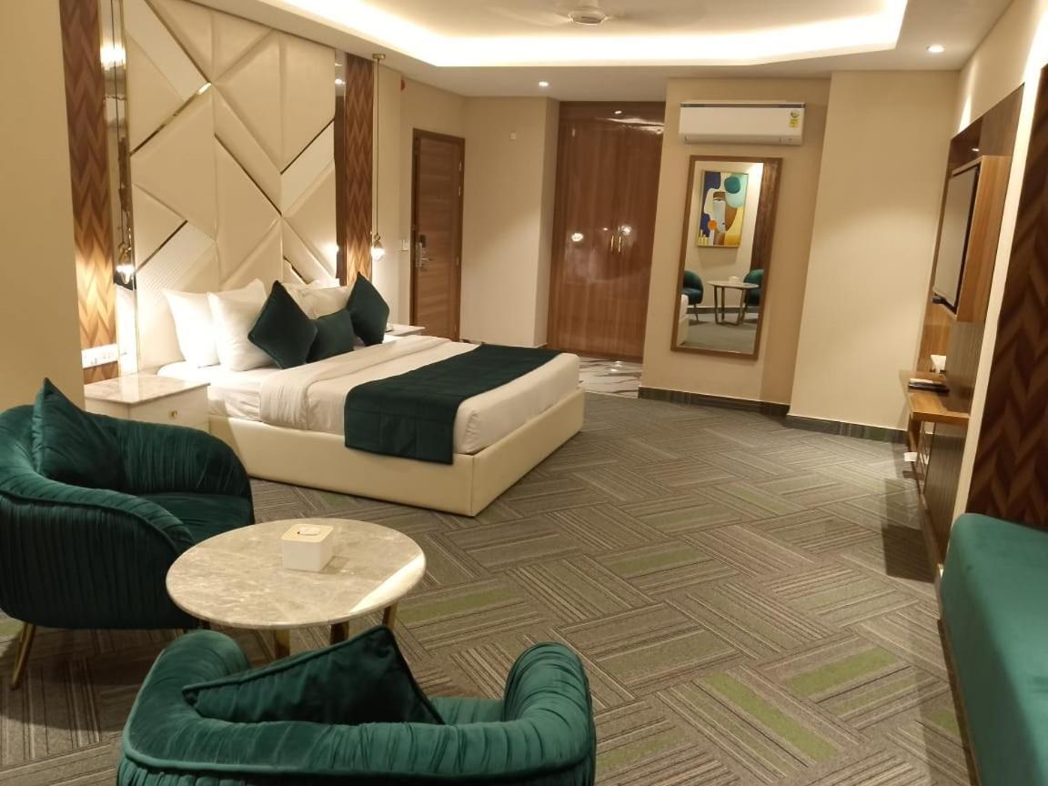 Airport Hotel Ramhan Palace Mahipalpur Нью-Делі Екстер'єр фото