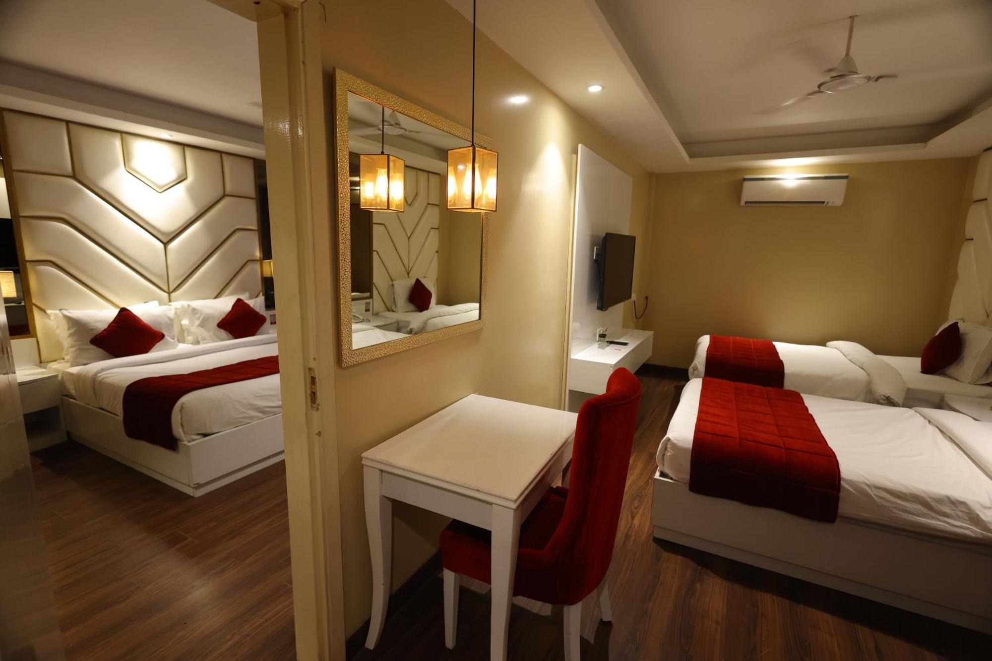 Airport Hotel Ramhan Palace Mahipalpur Нью-Делі Екстер'єр фото