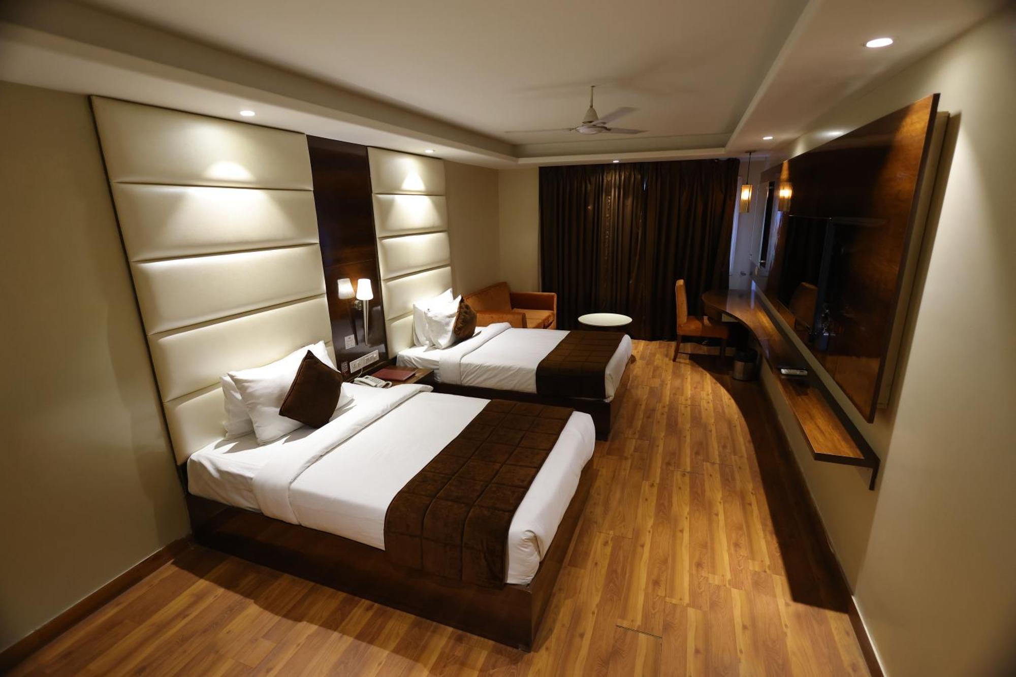 Airport Hotel Ramhan Palace Mahipalpur Нью-Делі Екстер'єр фото