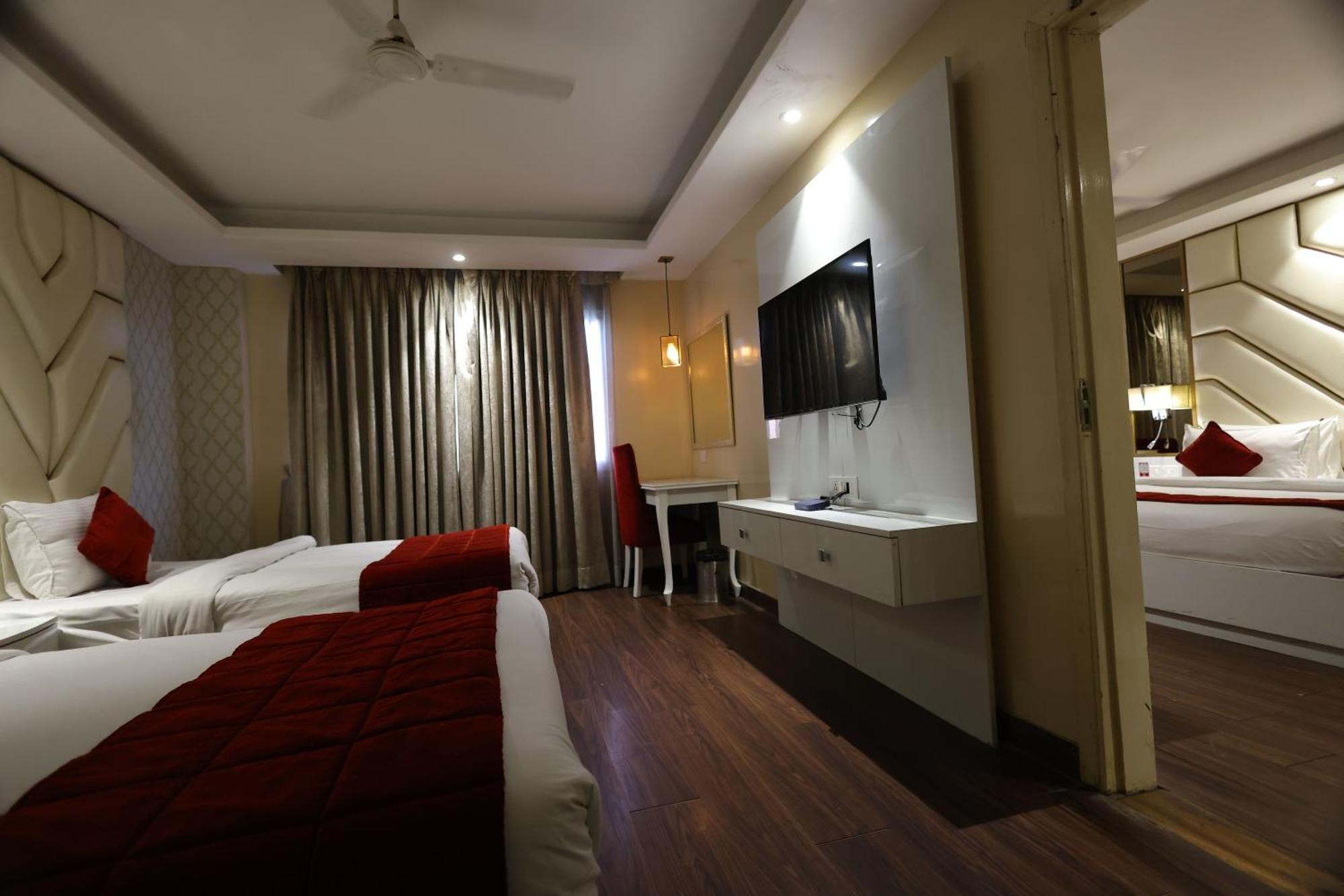 Airport Hotel Ramhan Palace Mahipalpur Нью-Делі Екстер'єр фото