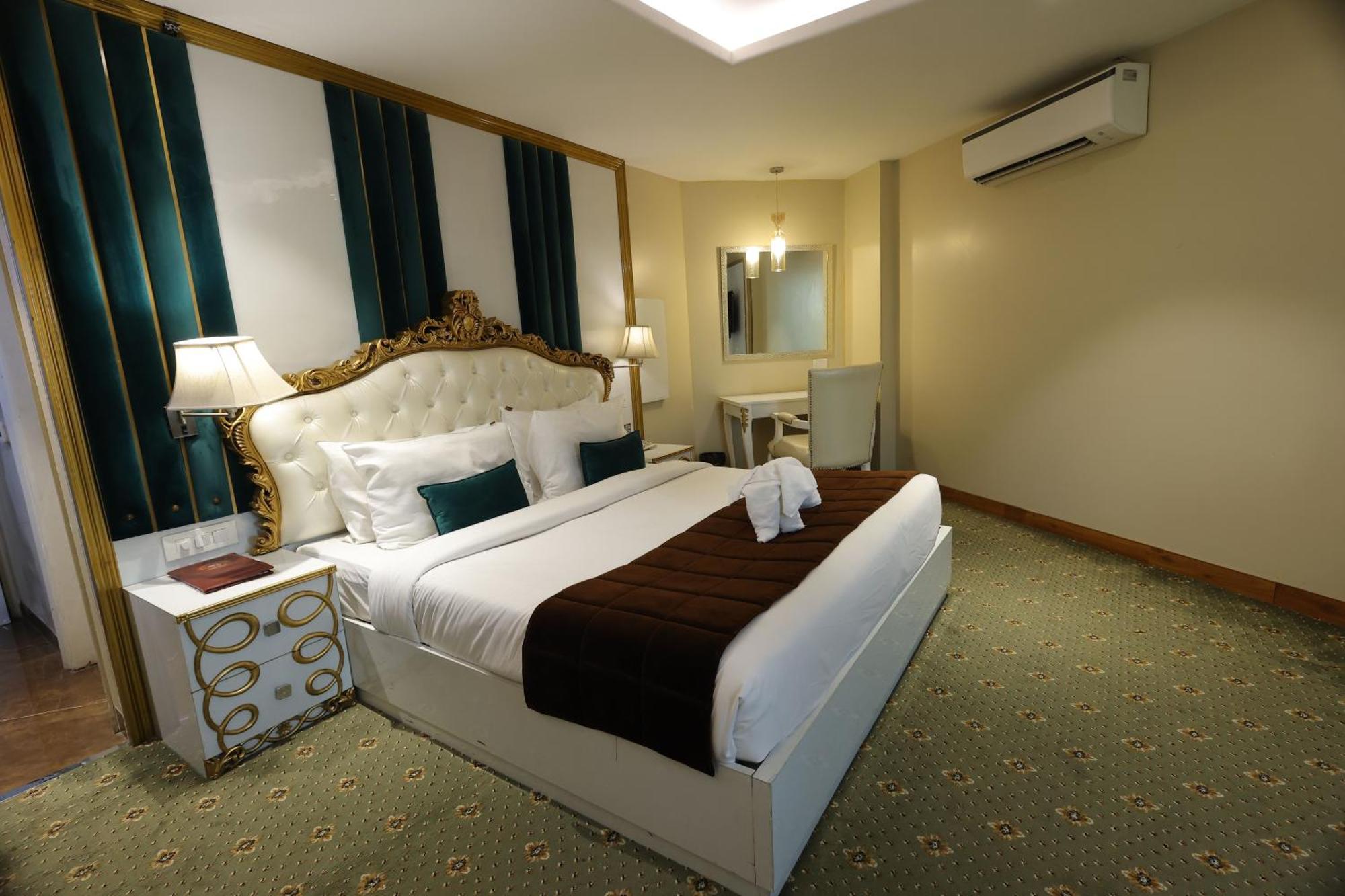 Airport Hotel Ramhan Palace Mahipalpur Нью-Делі Екстер'єр фото